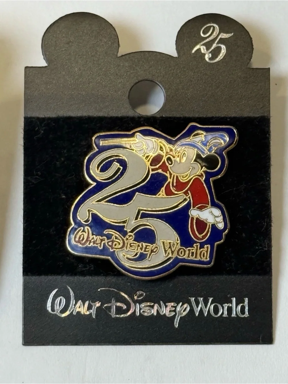NWT Walt Disney World Lot Of Pins Sorcerer Mickey Mouse 25 Anniversary & US Flag - Picture 2 of 4